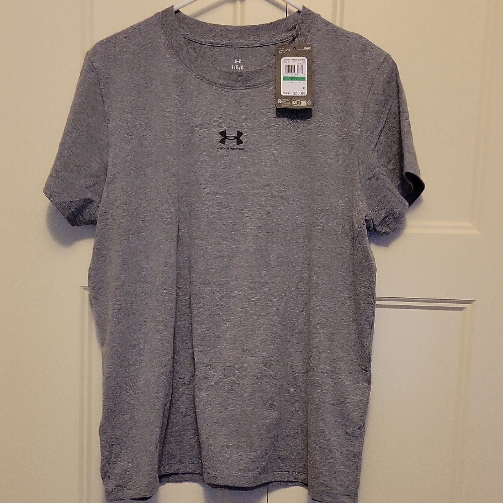 NWT Under Armour Women's Castlerock Rival Core Short Sleeve Tee
